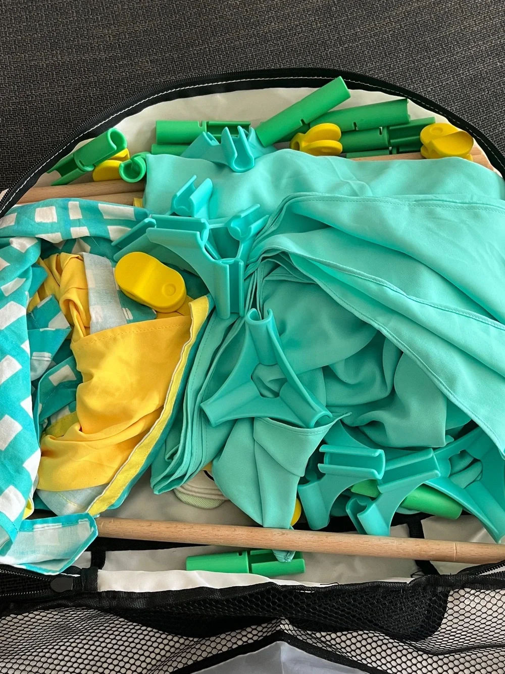 Lovevery Play Fort Pop-Up Tent with Sarah Silks Wooden Clips